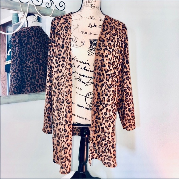 Tops - Beshe | vintage leopard print kimono style top